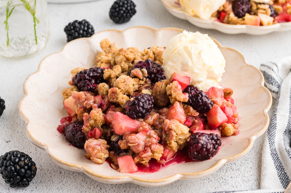 Apple Blackberry Crumble (Exclusive)
