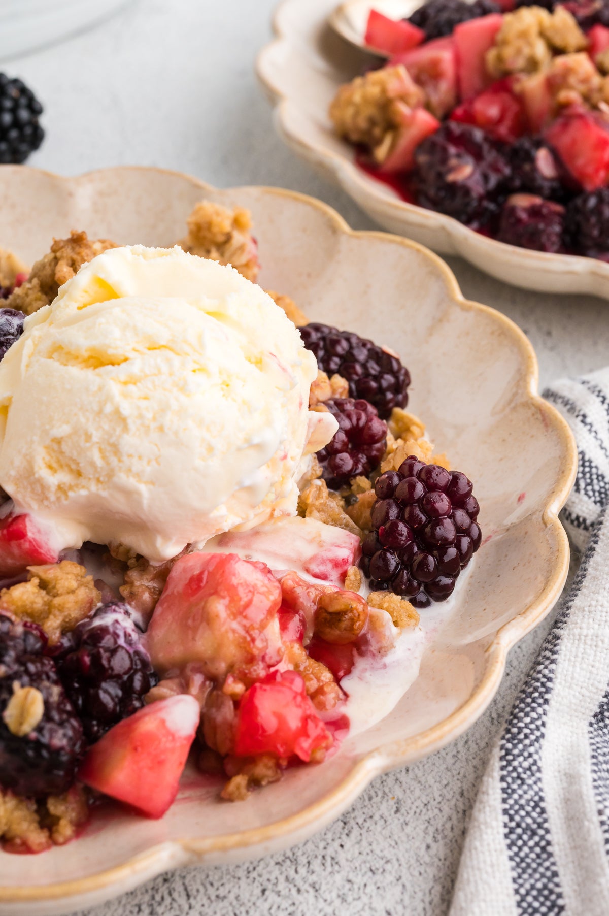 Apple Blackberry Crumble (Exclusive)
