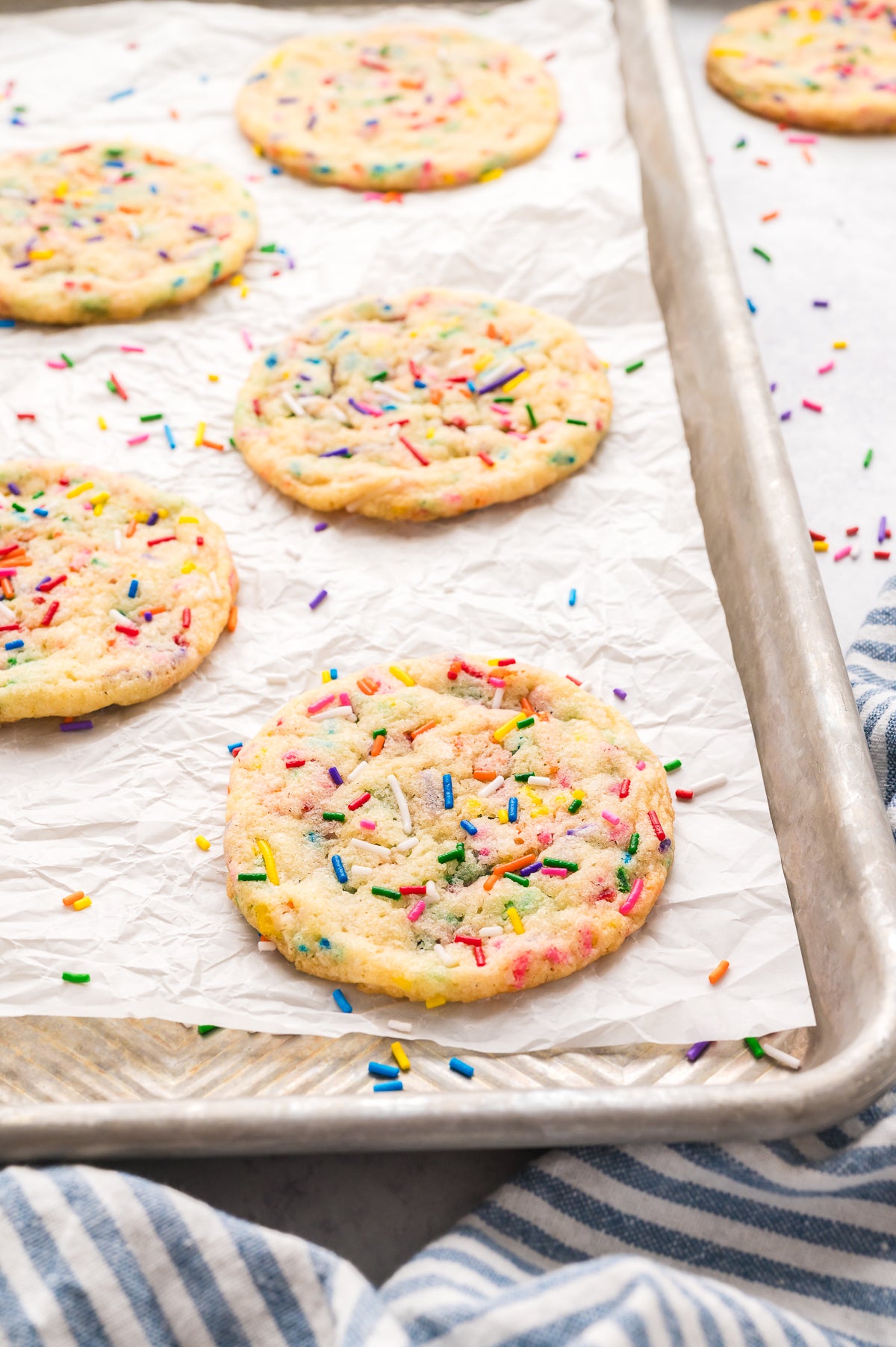 Funfetti Cookies (Exclusive)