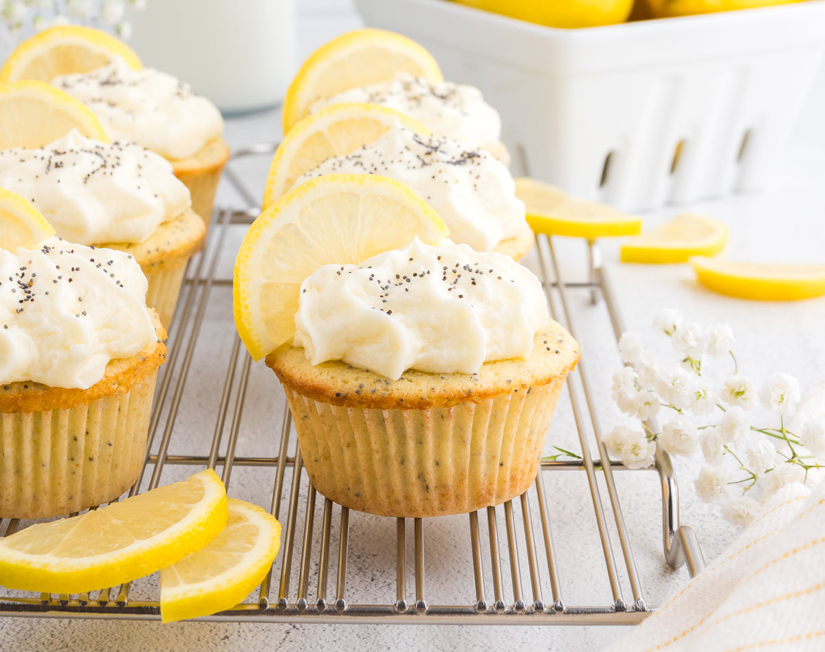 Lemon Poppyseed Cupcakes (Unique Semi Exclusive Set One)